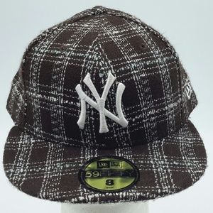 New Era 59Fifty New York Yankees MLB Trucker Hat
